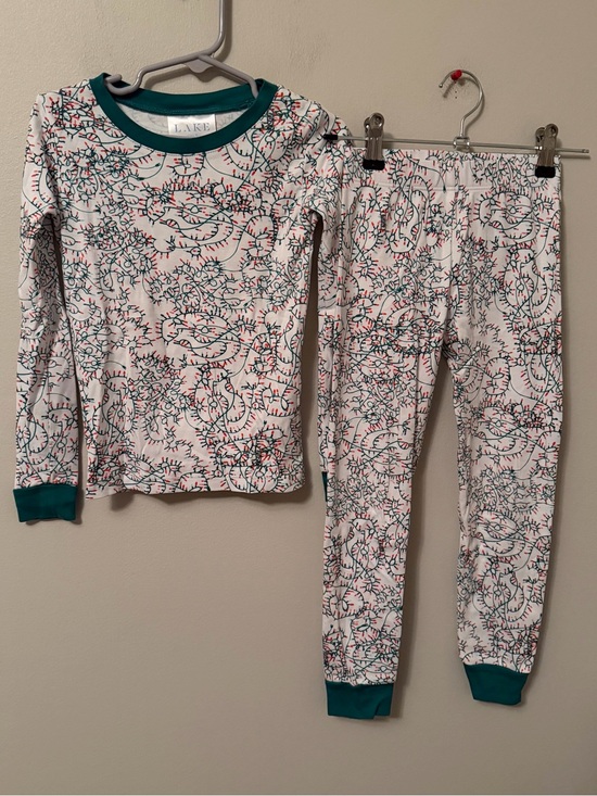 LAKE Other - Lake White Holiday Light Print Pajama Set